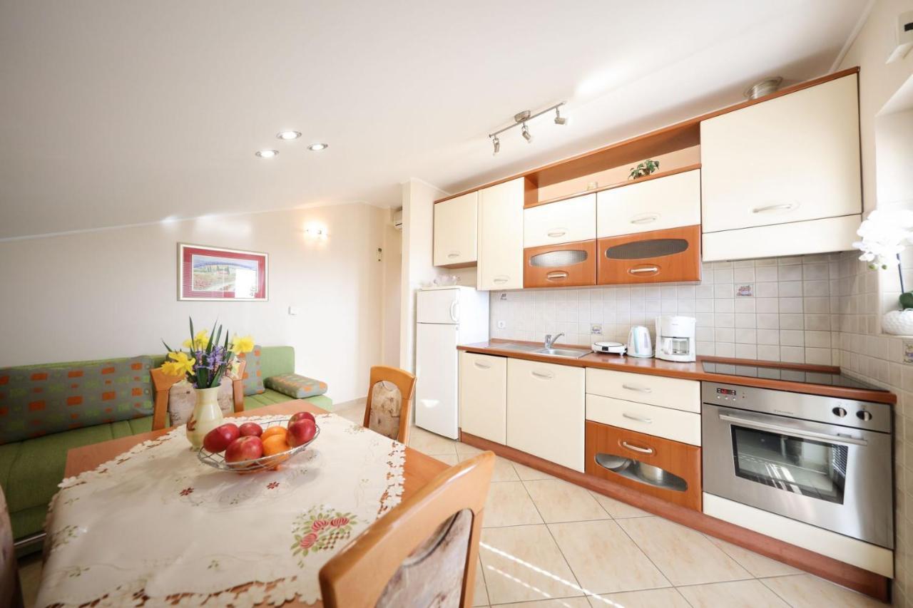 Mira Apartment