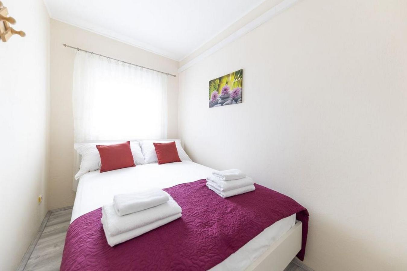 Mira Apartment *